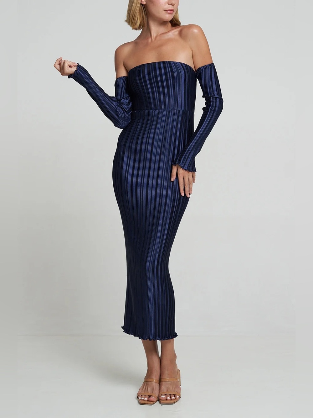 L’Idee Gatsby Plissé Dress With Detachable Sleeves